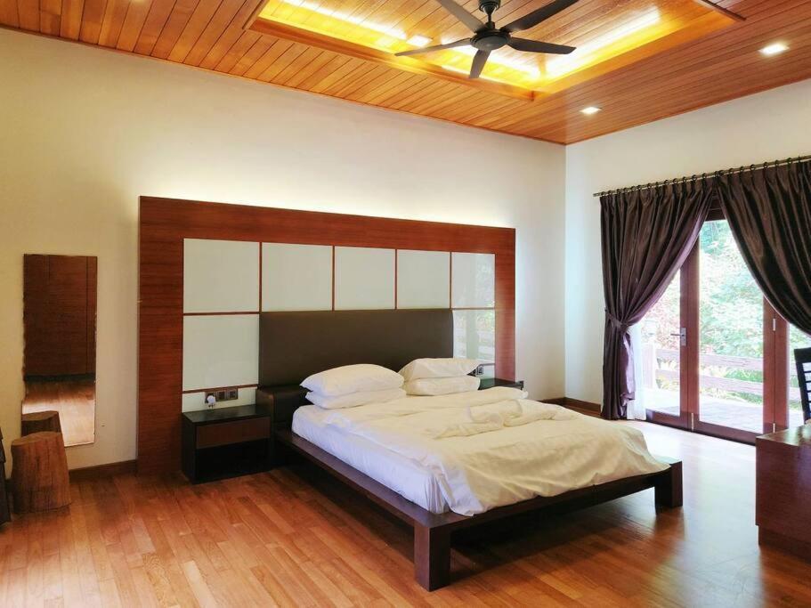 Meru Valley Golf Resortthe Rock Forest Retreat Pool/5br/20pax/events Vila Ipoh