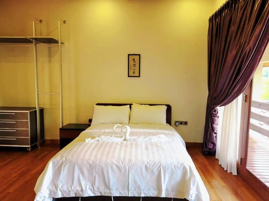 Meru Valley Golf Resortthe Rock Forest Retreat Pool/5br/20pax/events * Ipoh