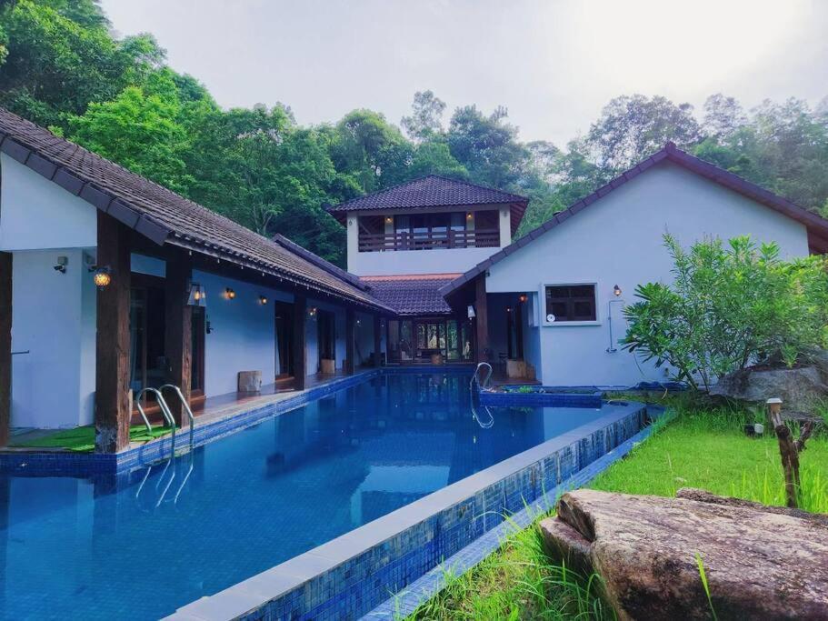 Vila Meru Valley Golf Resortthe Rock Forest Retreat Pool/5br/20pax/events Ipoh