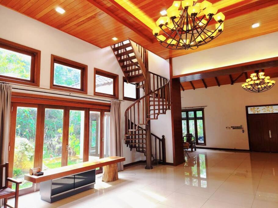 Meru Valley Golf Resortthe Rock Forest Retreat Pool/5br/20pax/events *