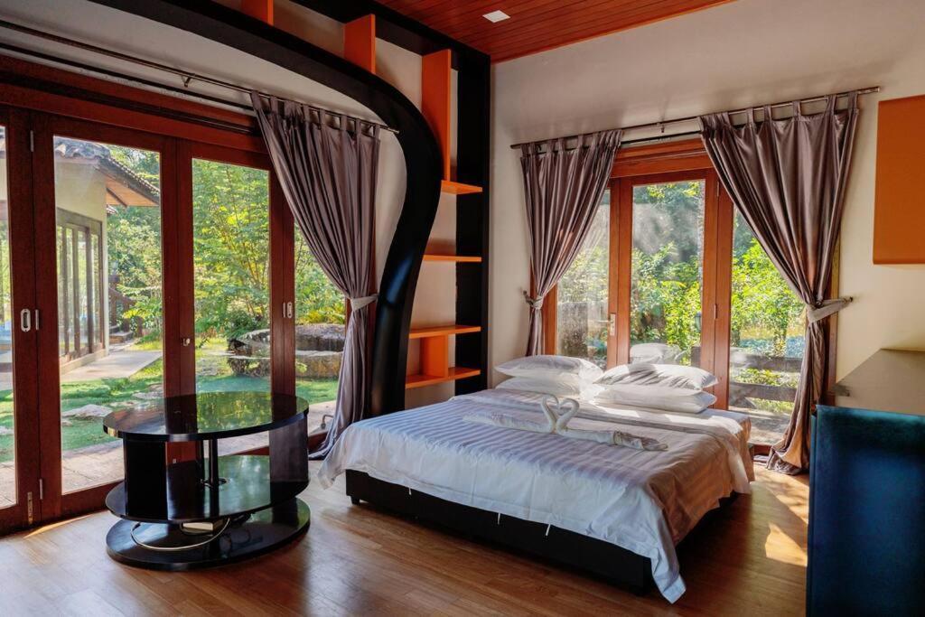Vila Meru Valley Golf Resortthe Rock Forest Retreat Pool/5br/20pax/events Ipoh