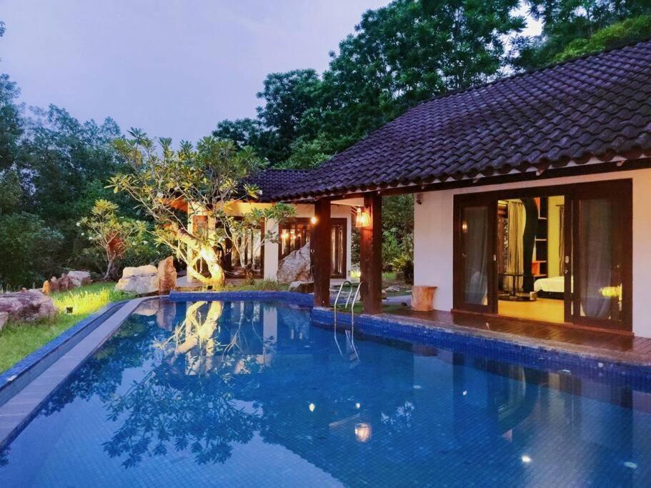 Meru Valley Golf Resortthe Rock Forest Retreat Pool/5br/20pax/events *