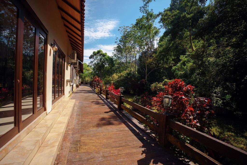 Meru Valley Golf Resortthe Rock Forest Retreat Pool/5br/20pax/events