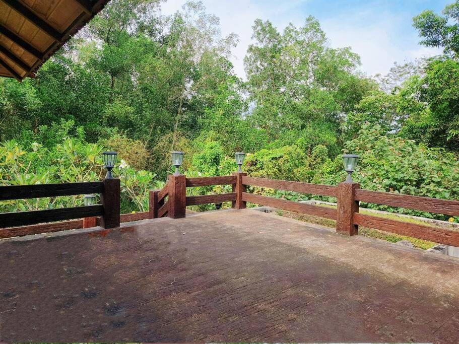 Meru Valley Golf Resortthe Rock Forest Retreat Pool/5br/20pax/events Ipoh