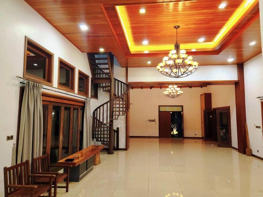 Meru Valley Golf Resortthe Rock Forest Retreat Pool/5br/20pax/events * Ipoh