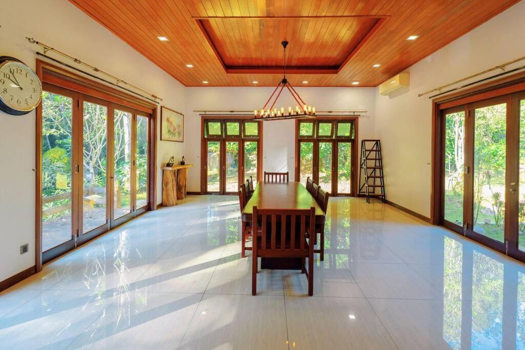 Meru Valley Golf Resortthe Rock Forest Retreat Pool/5br/20pax/events *